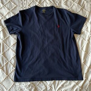 Men’s Polo Ralph Lauren T-Shirt. Size Large.